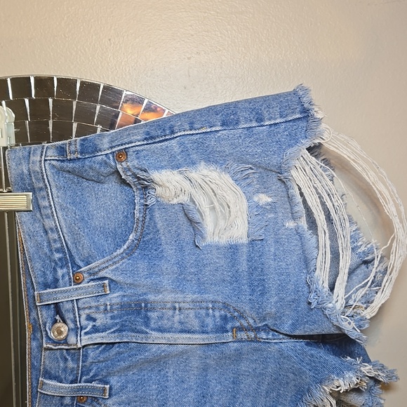 Levis 501 Cotton High Waisted Distressed Raw Hem Denim Shorts - Picture 3 of 10